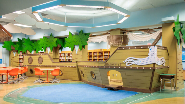 Innovation Labs® Pirate Ship